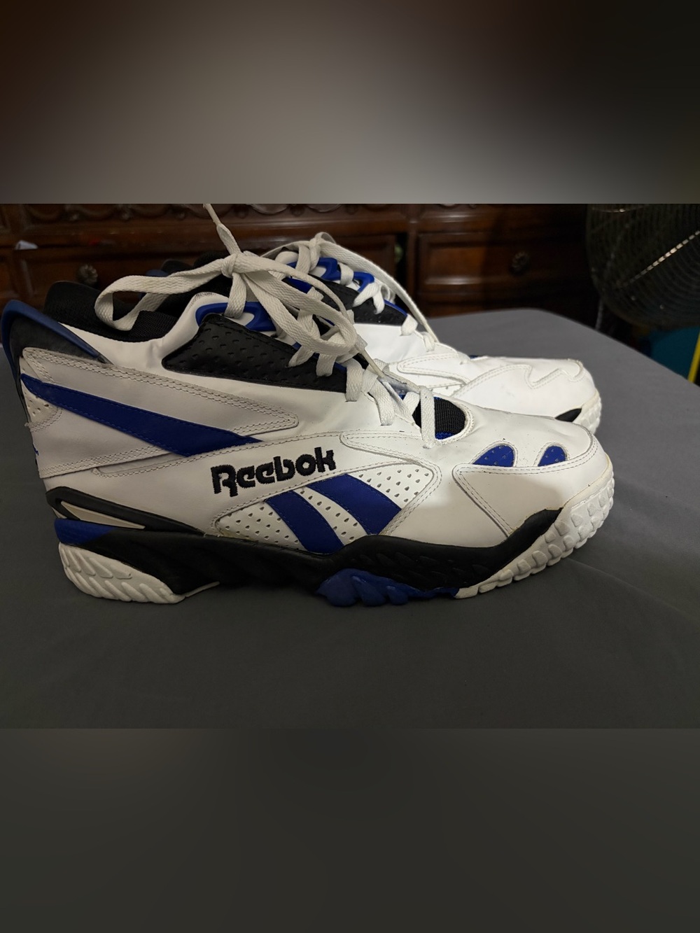 Reebok White, Royal Blue & Black Retro Trainers - Picture 2 of 7